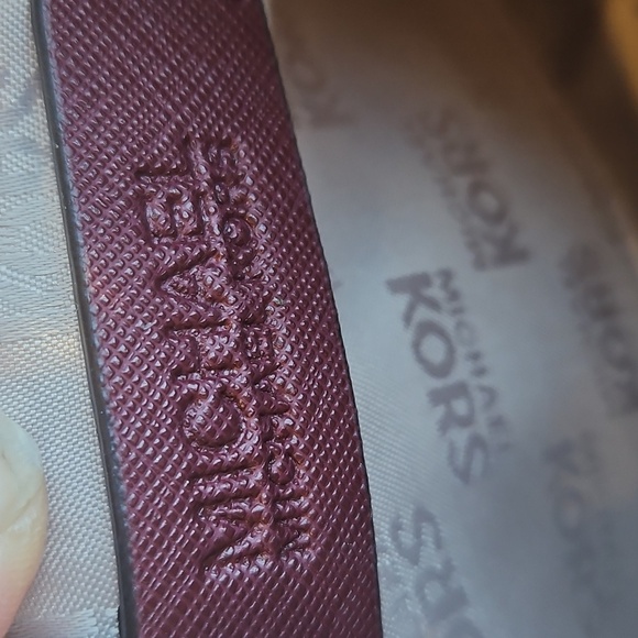 Michael Kors Maroon Saffiano Leather Gunmetal Studded Wristlet Wallet Purse - Picture 7 of 8